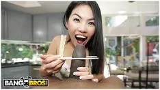 Play Sex With A Tight Pussy From Japan