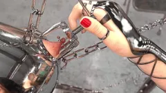 Oynat Sert Sikiş 3D Metal Esaret: Yeni Kadın Hakimiyeti Maceraları