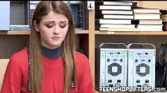Redare Aventura sexuală de birou a adolescenței Rosalyn Sphinx cu cerneală cu un penis mare