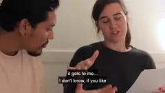 Reproduzir Colegas de quarto loucos Roleplay interracial - conversa suja e grande diversão